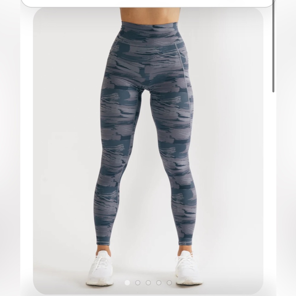 Alphalete Surface Power Pocket leggings - Small
